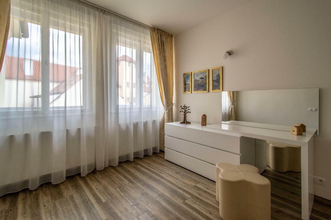 Unique Charles Bridge 2Bdr Apartment. Praga Exterior foto